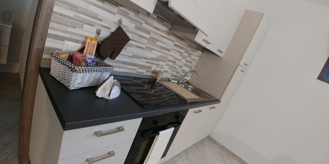 Paradeisos Residence Sas Somma Lombardo Kültér fotó