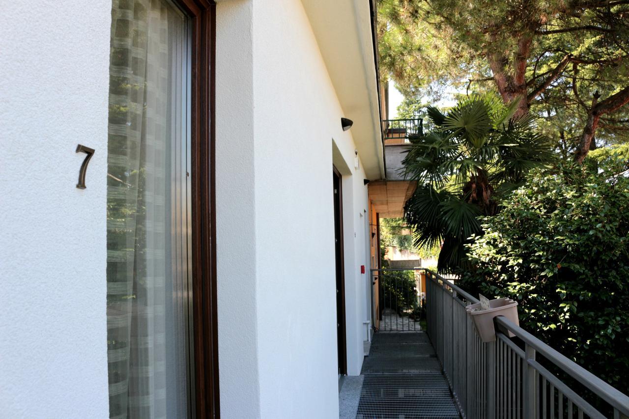 Paradeisos Residence Sas Somma Lombardo Kültér fotó