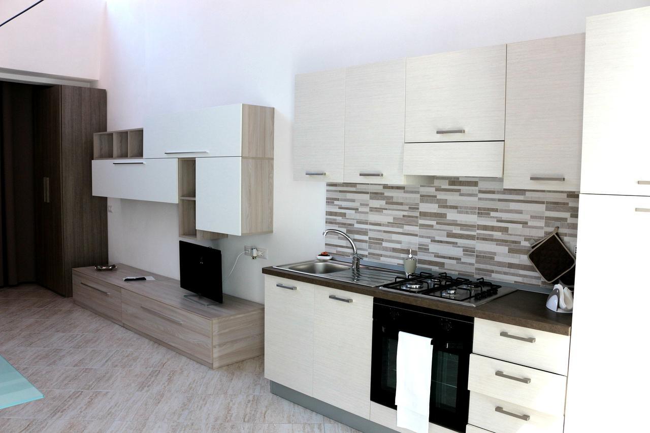 Paradeisos Residence Sas Somma Lombardo Kültér fotó